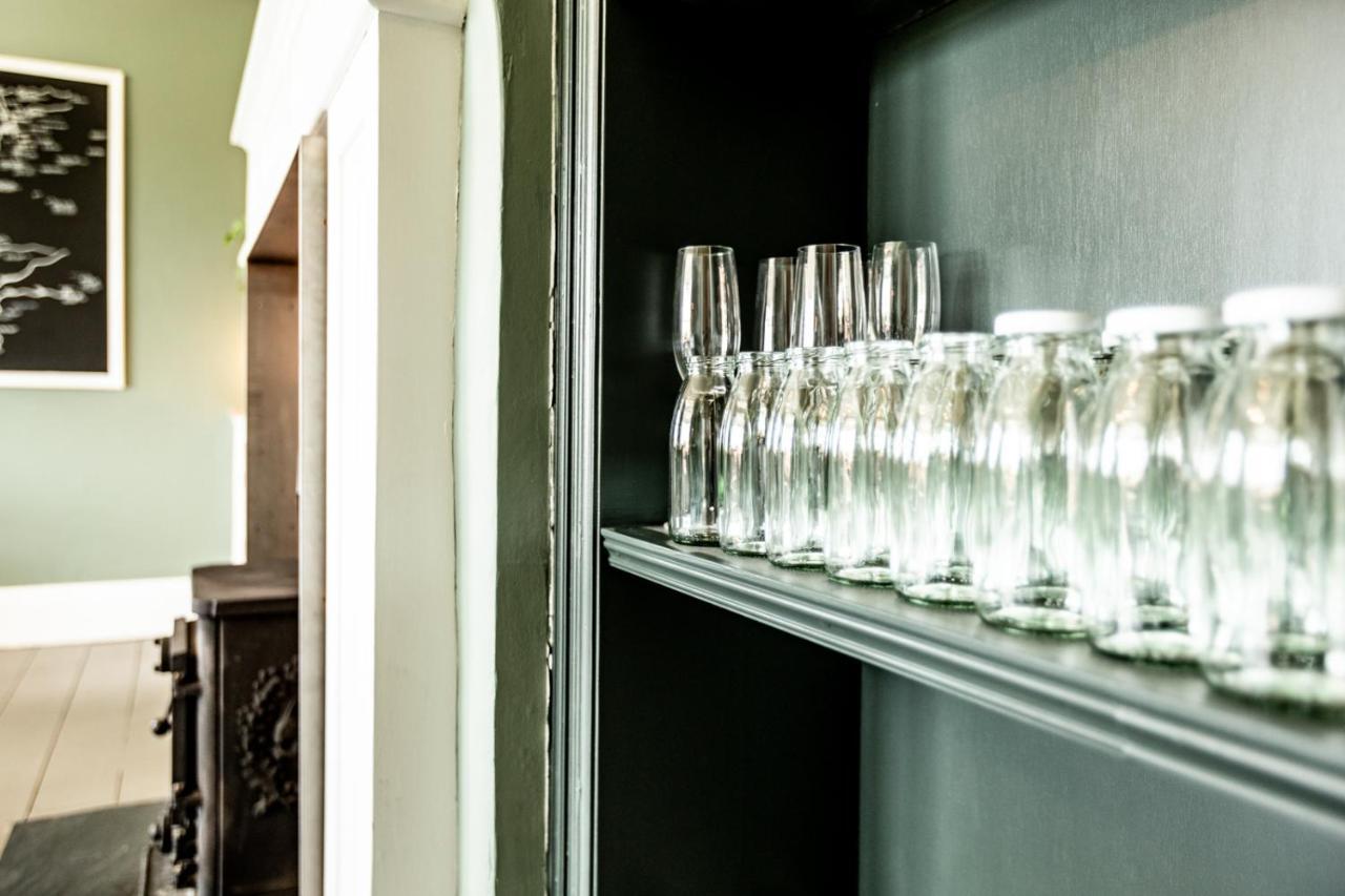 Bed and Breakfast The Old Vicarage Moylgrove Экстерьер фото