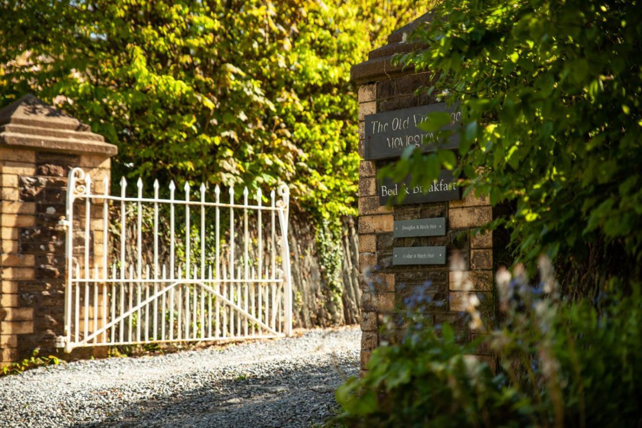 Bed and Breakfast The Old Vicarage Moylgrove Экстерьер фото